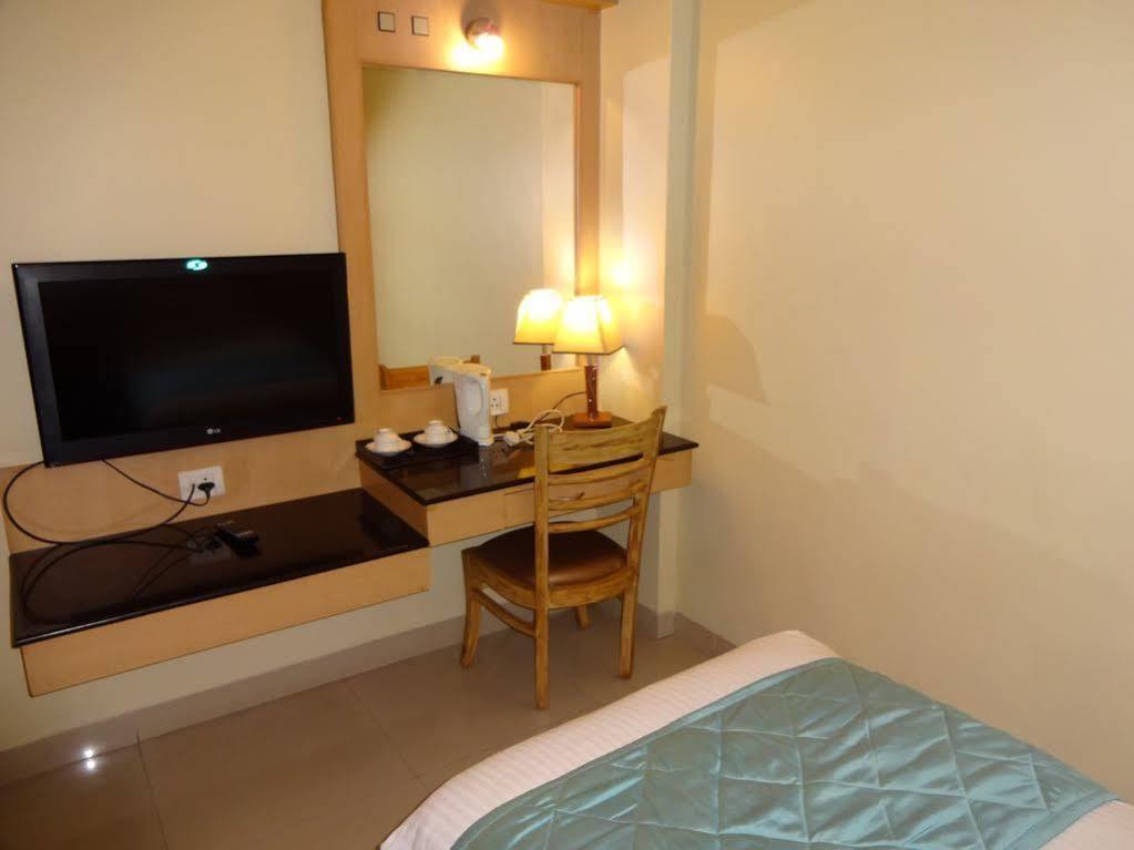 Super Capital O Grand Plaza Hotel Coimbatore Luaran gambar