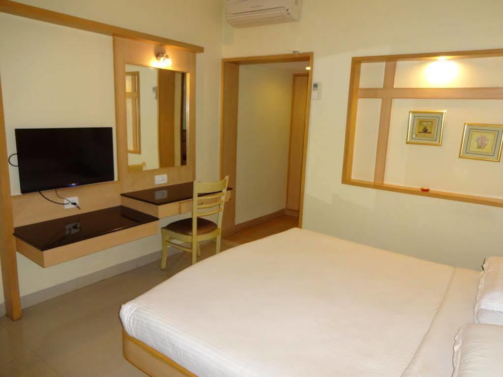 Super Capital O Grand Plaza Hotel Coimbatore Luaran gambar